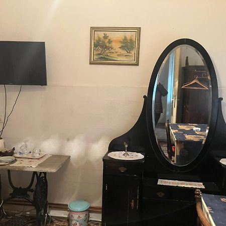 Somborski Salas - Strogi Centar Esterno foto