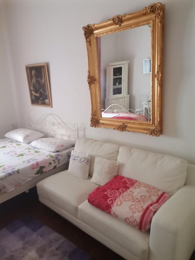 Somborski Salas - Strogi Centar Esterno foto