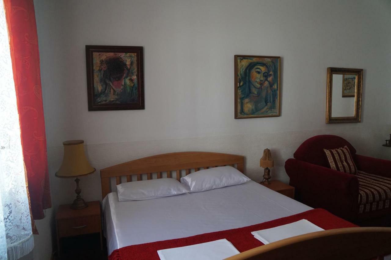 Somborski Salas - Strogi Centar Esterno foto